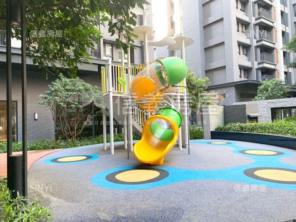 面公園觀山景三房美裝潢房屋室內格局與周邊環境