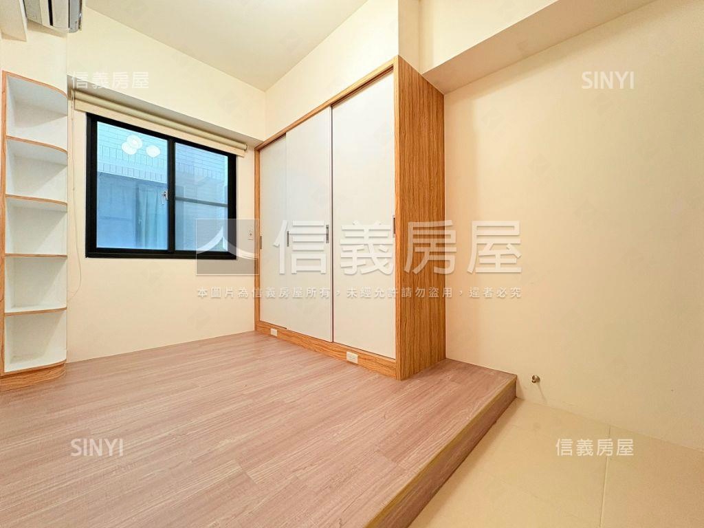 ＬＭ·輕裝潢兩房平車房屋室內格局與周邊環境