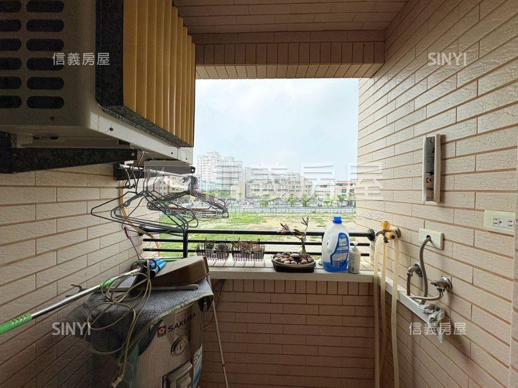 ＬＭ·輕裝潢兩房平車房屋室內格局與周邊環境