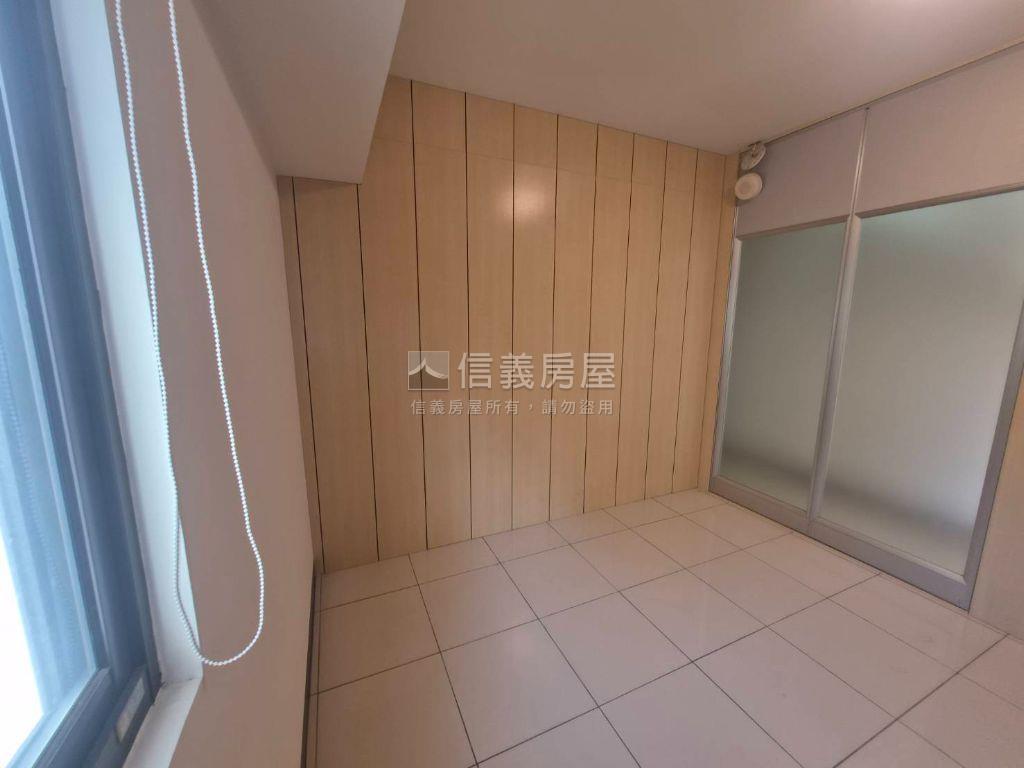 近明道高中面公園震後金店房屋室內格局與周邊環境