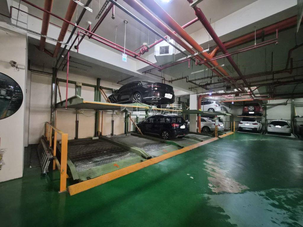 近明道高中面公園震後金店房屋室內格局與周邊環境