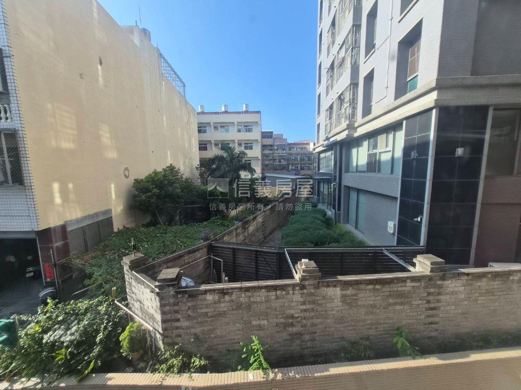 近明道高中面公園震後金店房屋室內格局與周邊環境