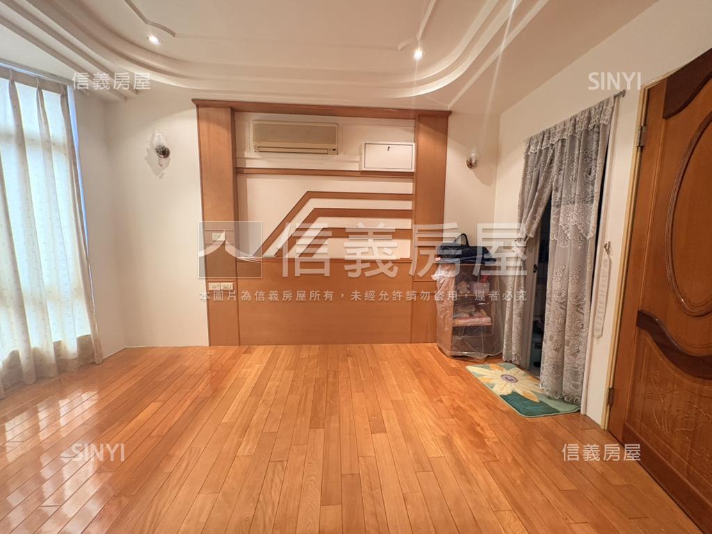 【稀有】統領大國別墅房屋室內格局與周邊環境