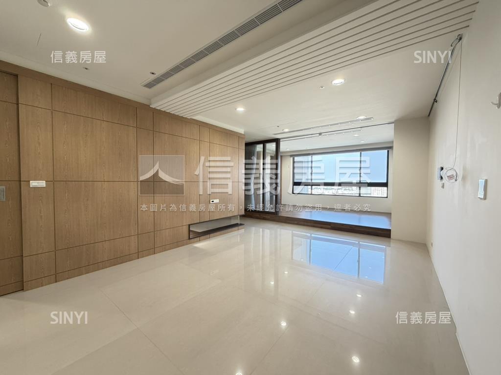 成大林森天際豪邸三平車房屋室內格局與周邊環境