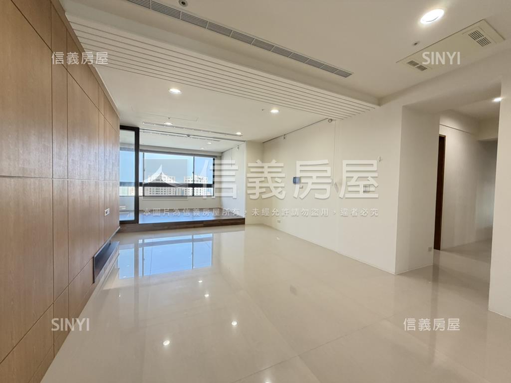 成大林森天際豪邸三平車房屋室內格局與周邊環境