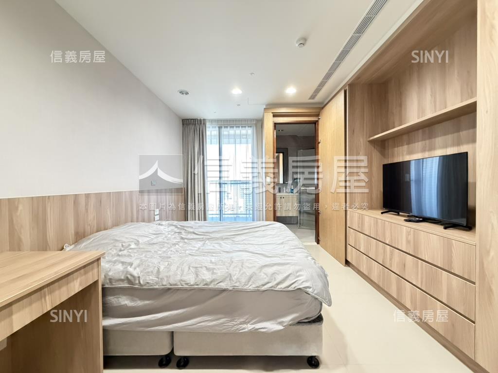 成大林森天際豪邸三平車房屋室內格局與周邊環境