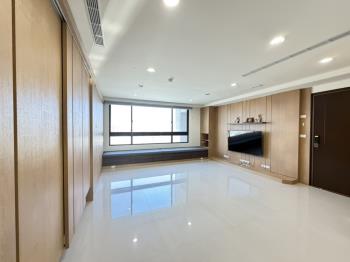 成大林森天際豪邸三平車