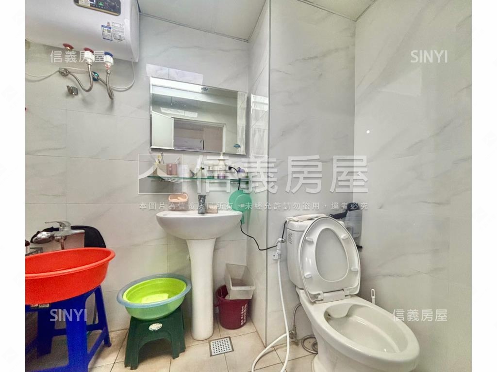 遠眺汪洋●寬敞電梯兩房房屋室內格局與周邊環境