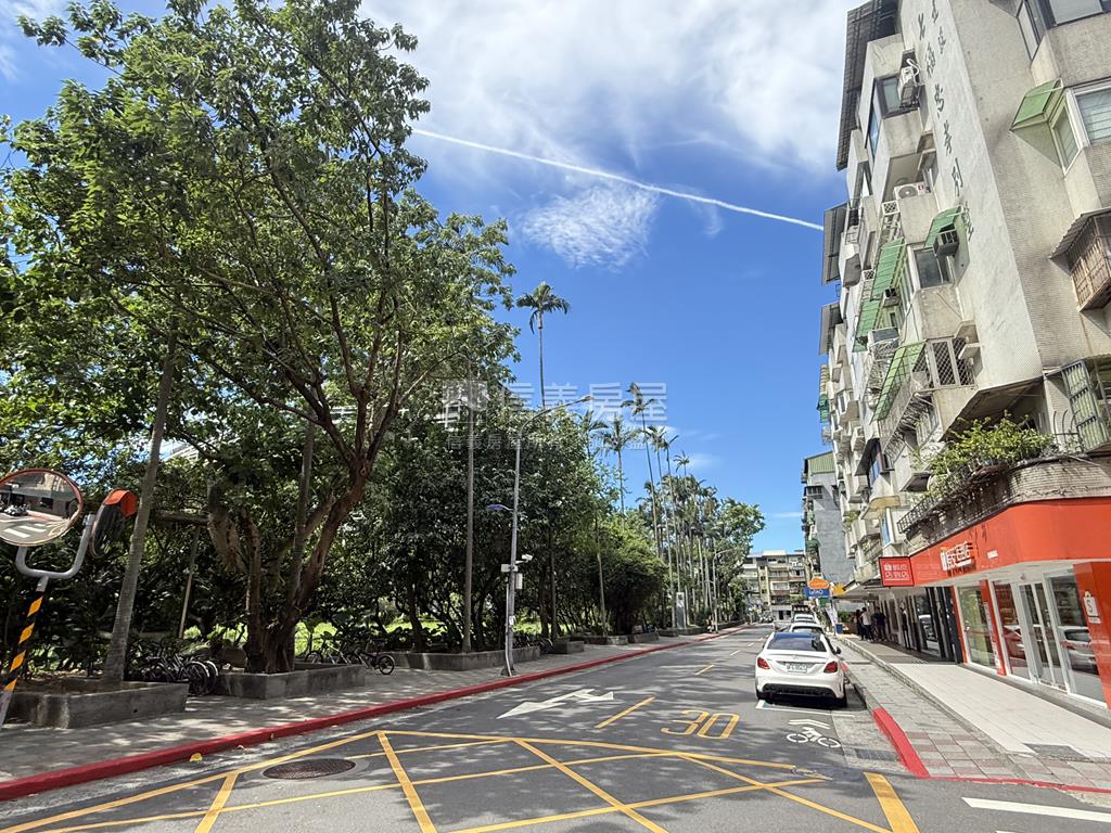 松菸湖景美三房華廈房屋室內格局與周邊環境