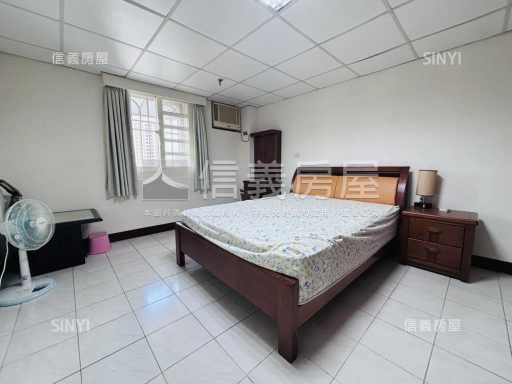 警察一村採光靚三房房屋室內格局與周邊環境