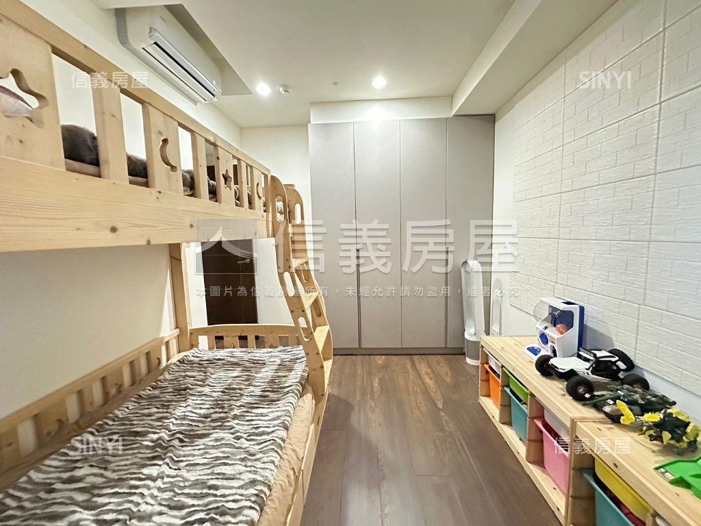 明星學區黃金樓層三房平車房屋室內格局與周邊環境