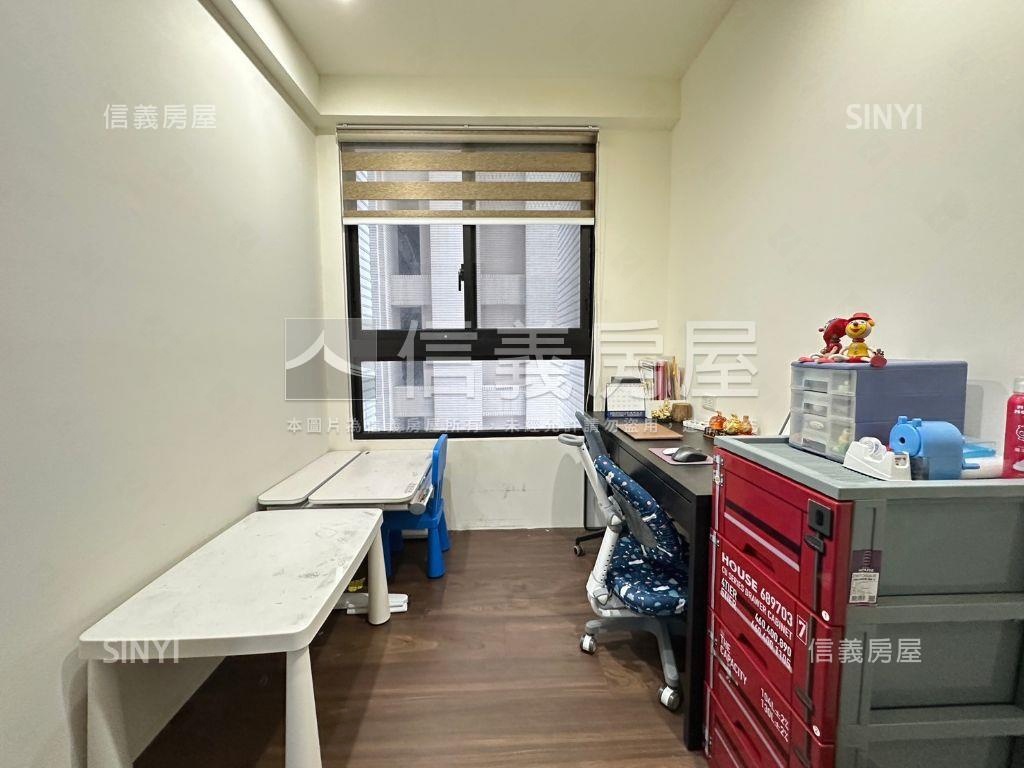 明星學區黃金樓層三房平車房屋室內格局與周邊環境