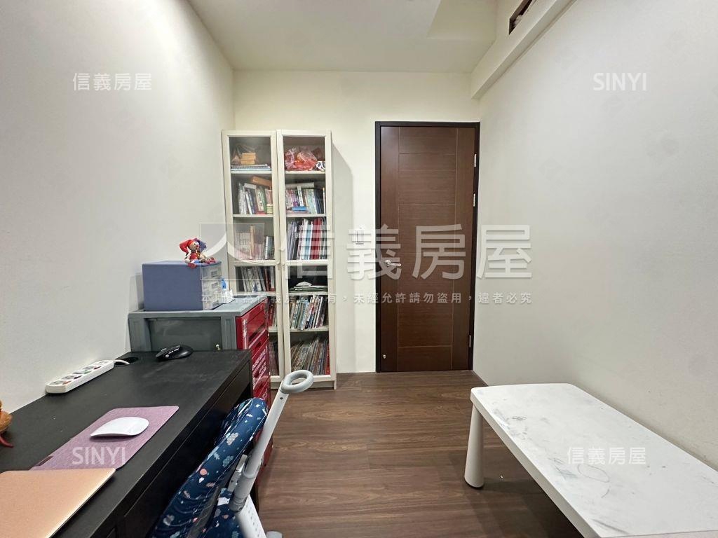明星學區黃金樓層三房平車房屋室內格局與周邊環境