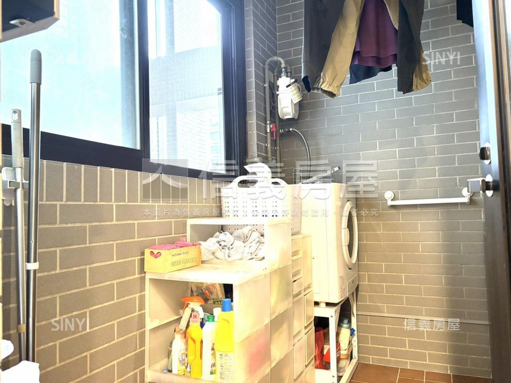 正美質感三房車位房屋室內格局與周邊環境