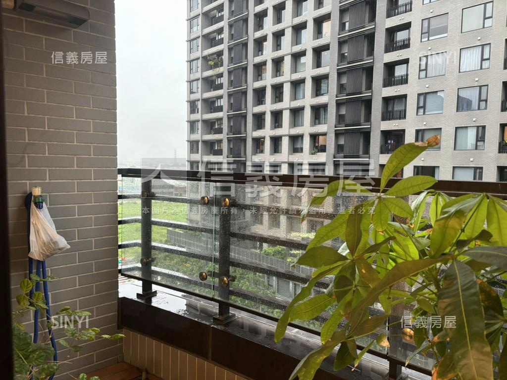 正美質感三房車位房屋室內格局與周邊環境