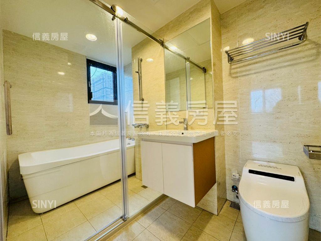 霸景四房平車大露臺房屋室內格局與周邊環境