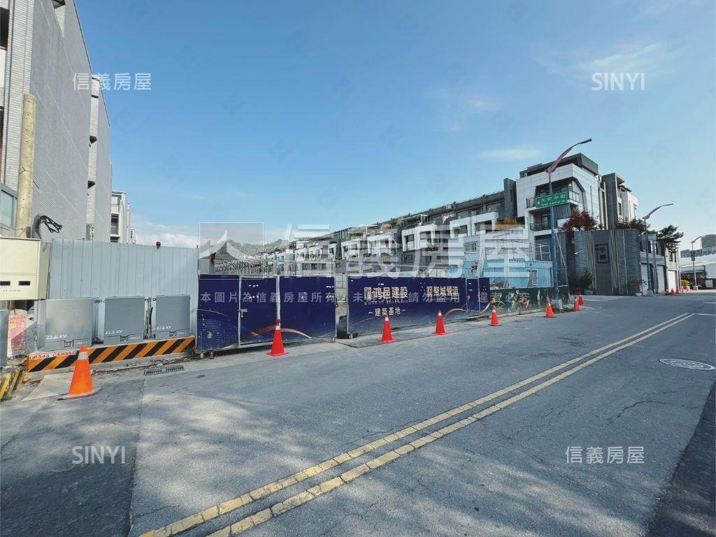 鴻邑雲山硯Ｃ棟兩房平車房屋室內格局與周邊環境