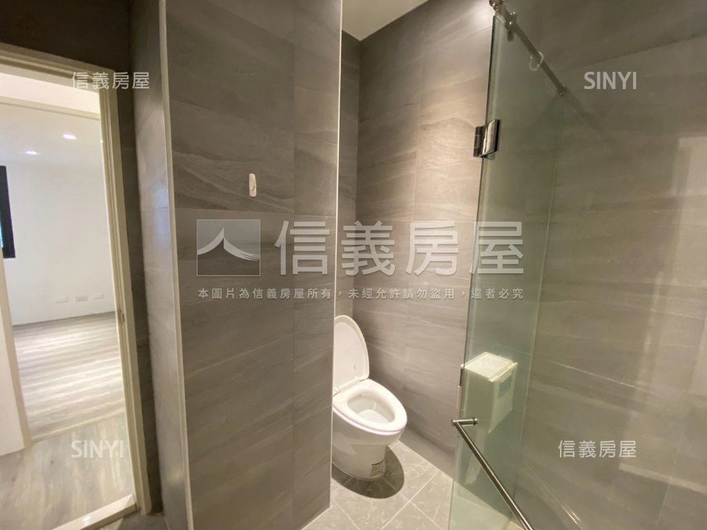 近交流道社區一樓含車位房屋室內格局與周邊環境