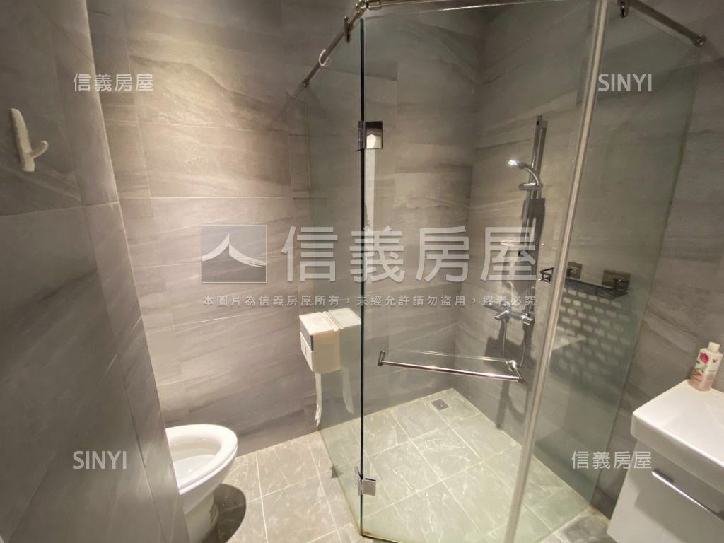 近交流道社區一樓含車位房屋室內格局與周邊環境