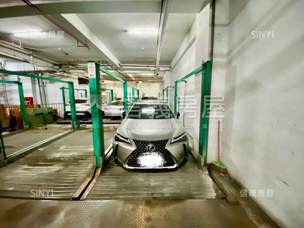 近交流道社區一樓含車位房屋室內格局與周邊環境