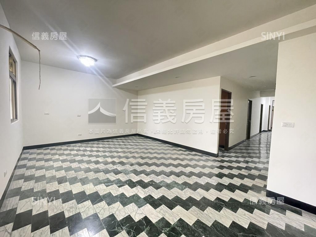 八里邊間低總價好成家房屋室內格局與周邊環境