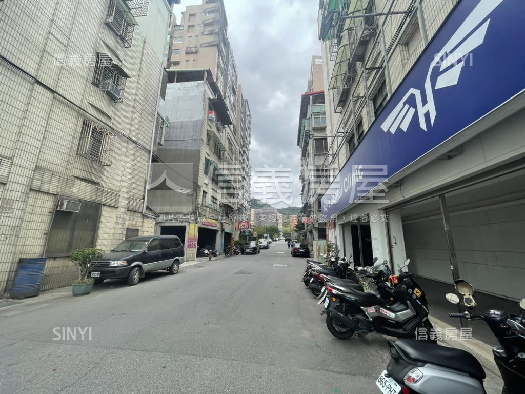 八里邊間低總價好成家房屋室內格局與周邊環境
