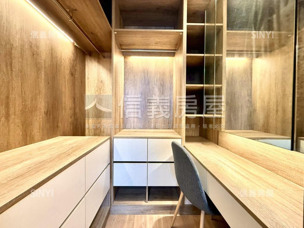 高樓面公園景觀２房車位房屋室內格局與周邊環境