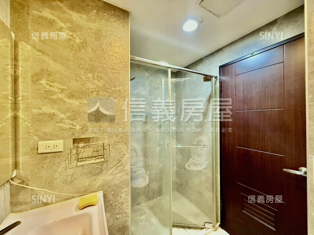 高樓面公園景觀２房車位房屋室內格局與周邊環境