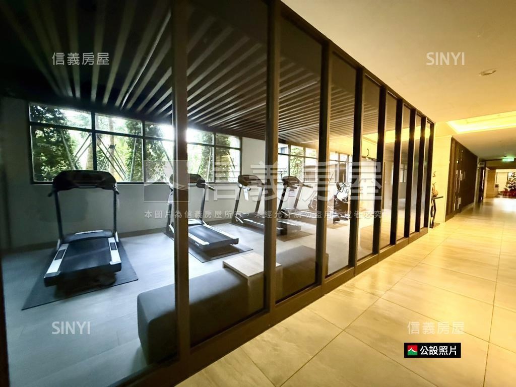 高樓面公園景觀２房車位房屋室內格局與周邊環境