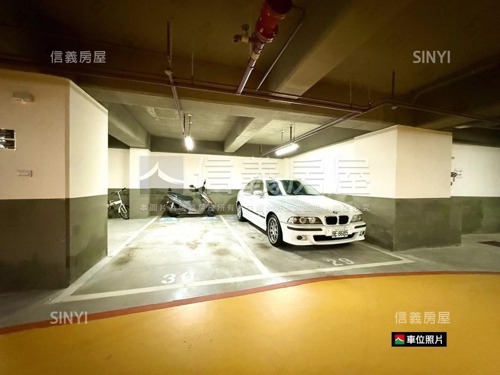 高樓面公園景觀２房車位房屋室內格局與周邊環境