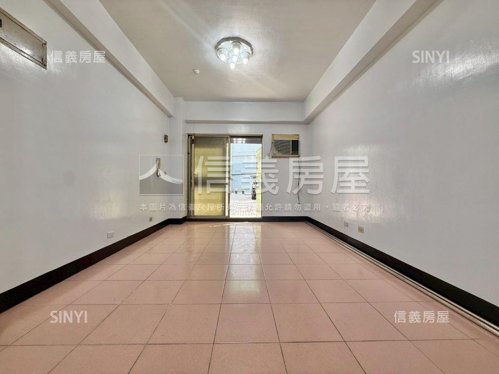 台北明珠方正三房車位房屋室內格局與周邊環境