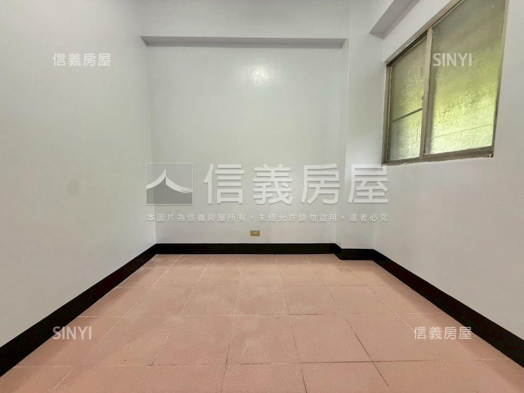 台北明珠方正三房車位房屋室內格局與周邊環境