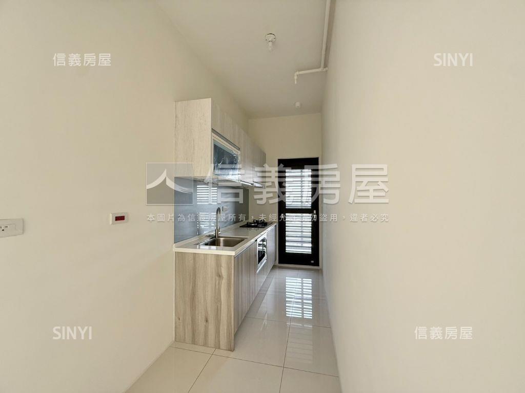 欣府城一品樓高樓美居平車房屋室內格局與周邊環境