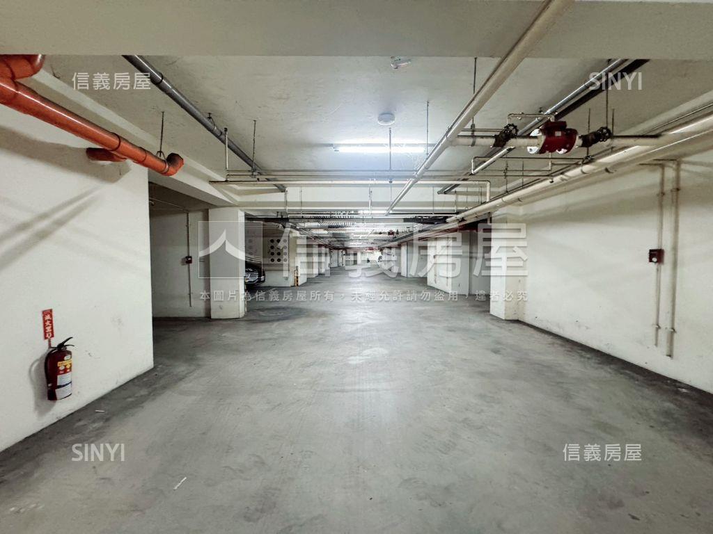 竹東大苑。尊爵大戶美透店房屋室內格局與周邊環境