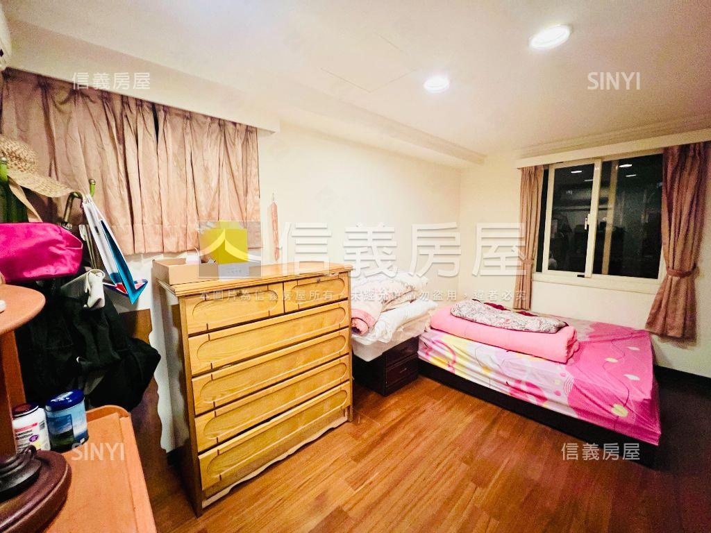 近海山捷運站三代同堂吉屋房屋室內格局與周邊環境