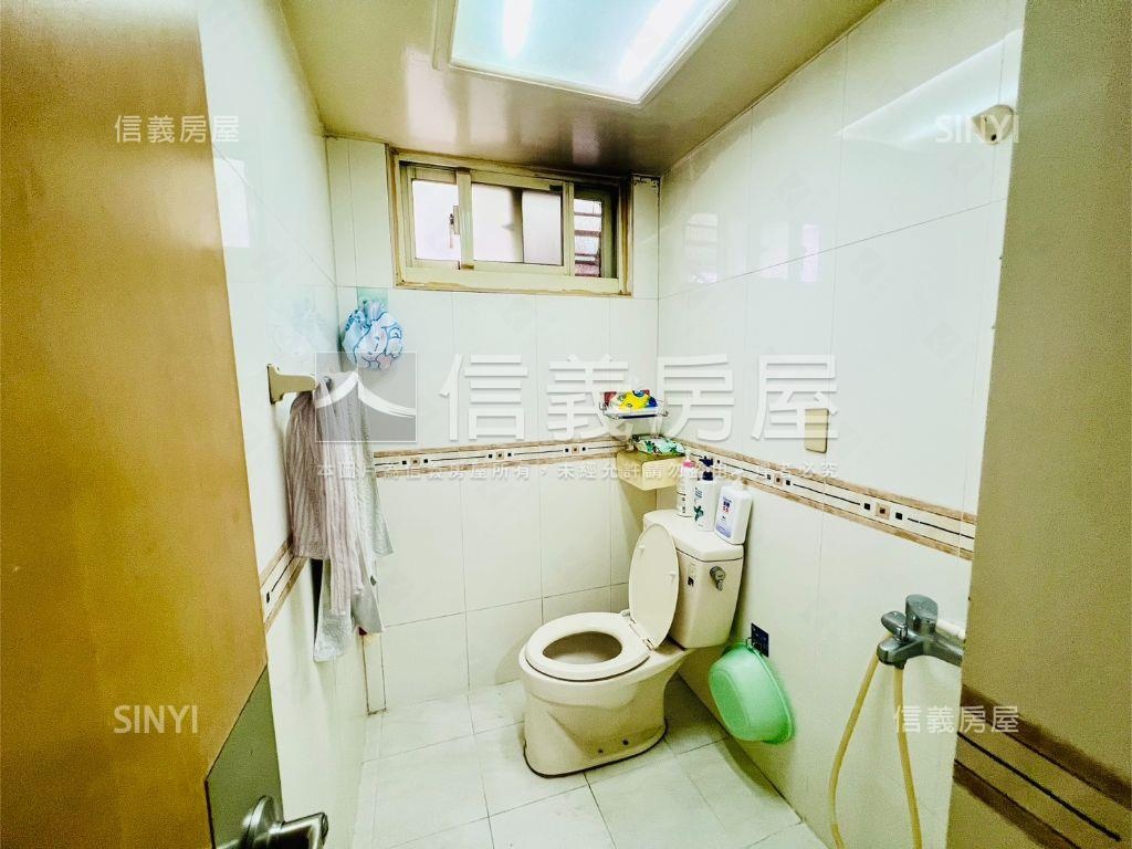 近海山捷運站三代同堂吉屋房屋室內格局與周邊環境