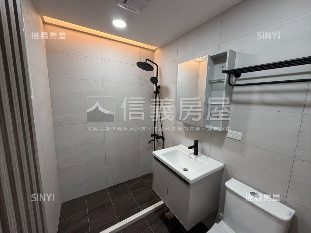 近徐匯捷運四房坡平車位房屋室內格局與周邊環境