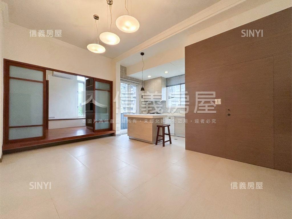 薇閣樓中樓庭院美屋房屋室內格局與周邊環境