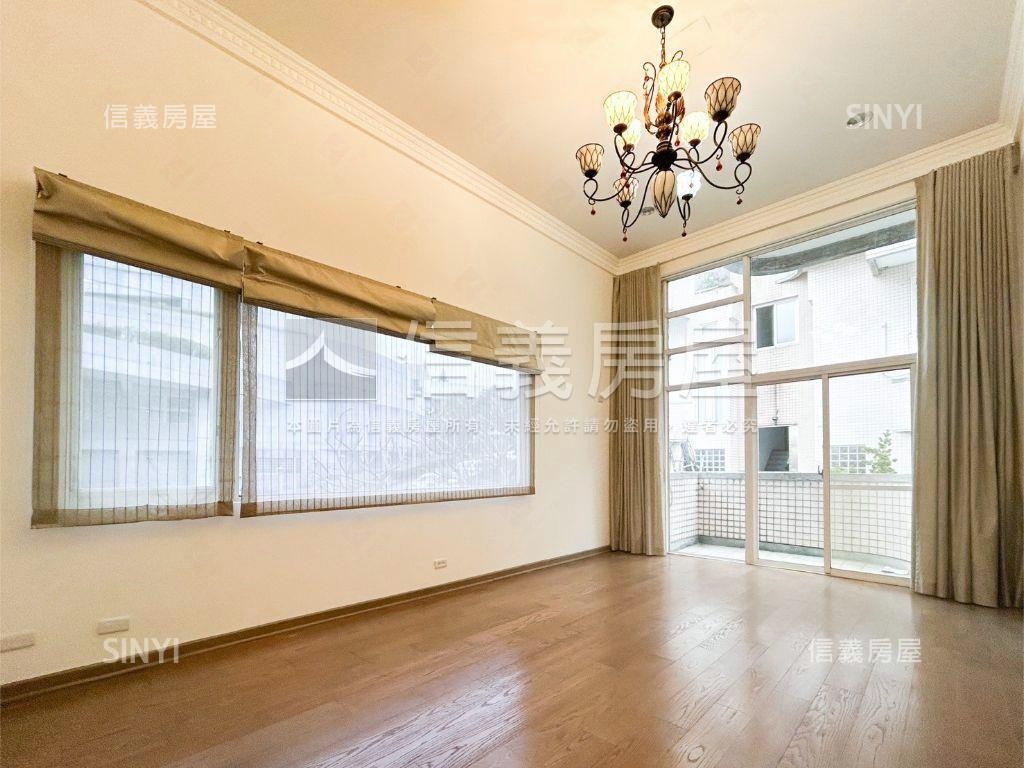 薇閣樓中樓庭院美屋房屋室內格局與周邊環境