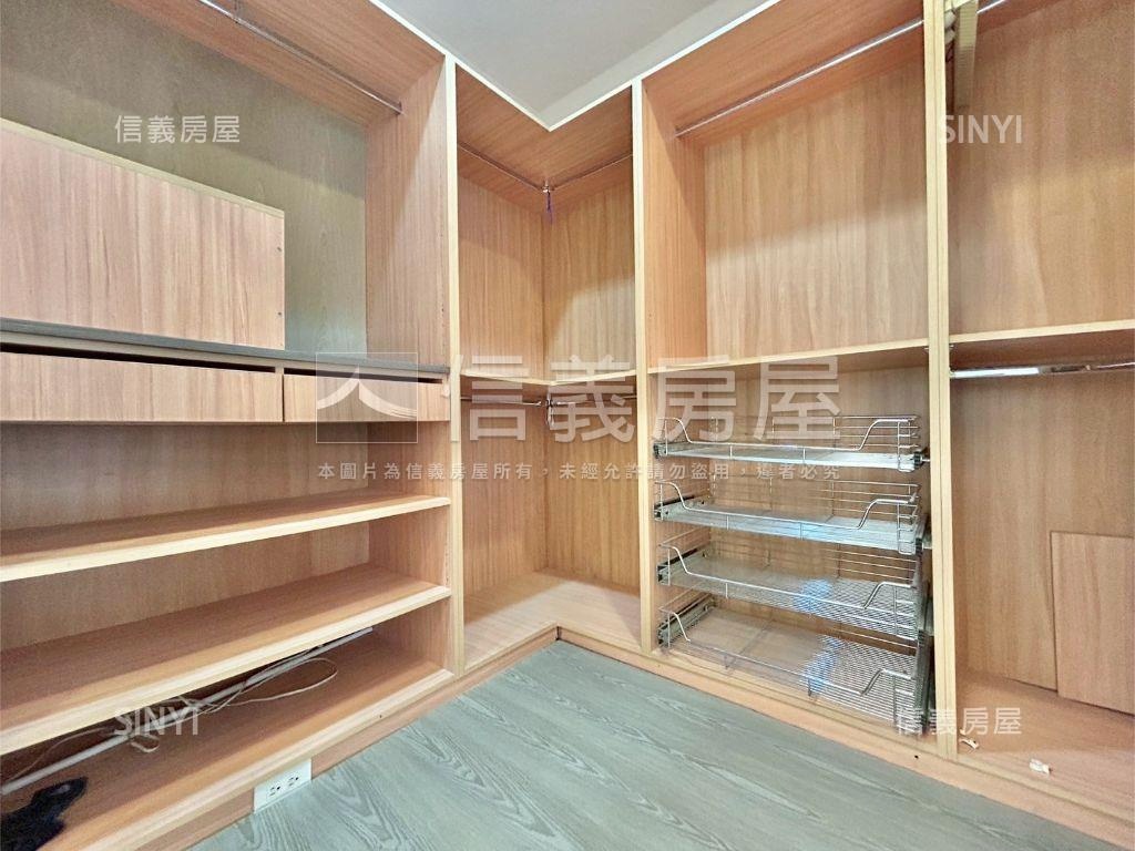 薇閣樓中樓庭院美屋房屋室內格局與周邊環境