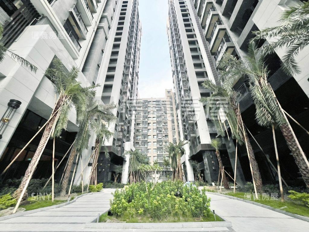 中國醫精裝潢三房平車美案房屋室內格局與周邊環境