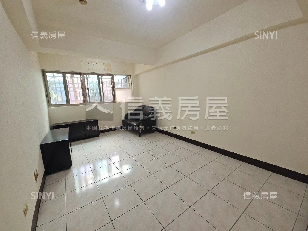 民族路電梯三房車位房屋室內格局與周邊環境