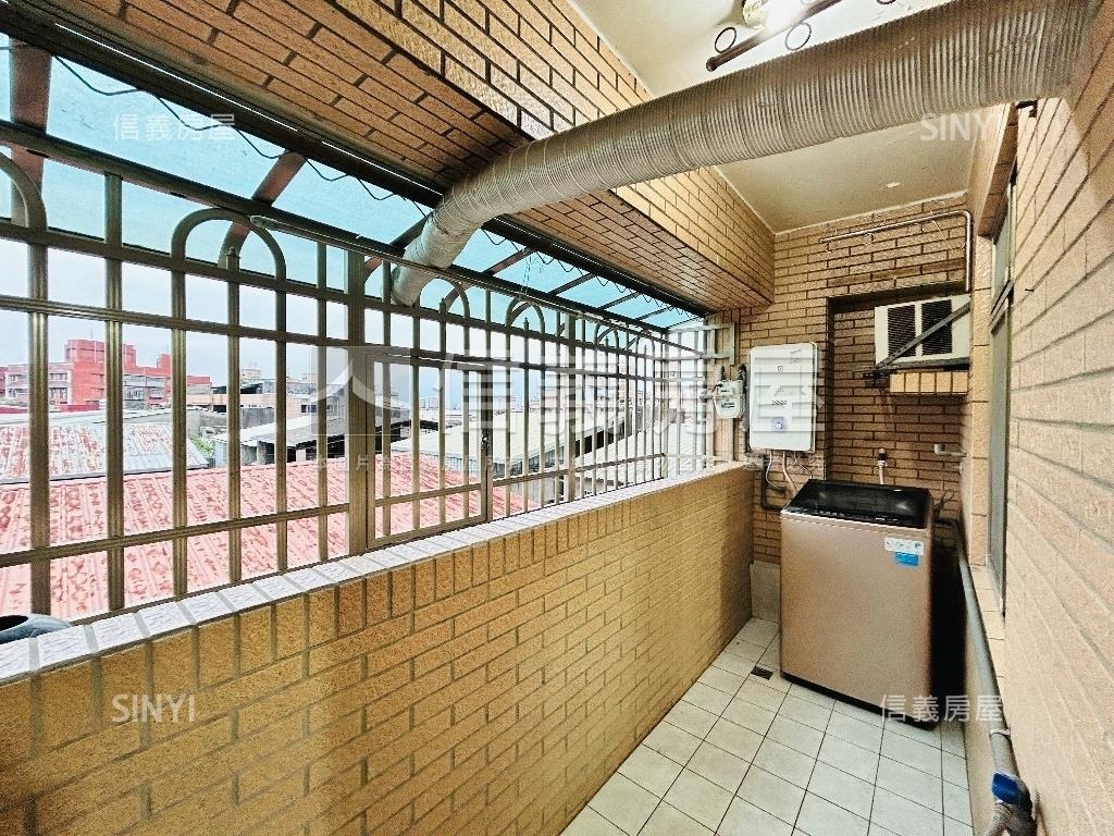 馬到成功民族電梯三房車位房屋室內格局與周邊環境