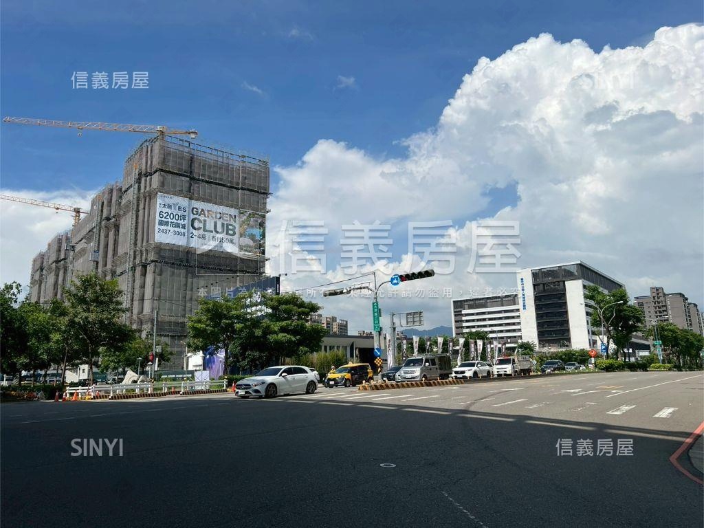 太原ＹＥＳ三房平車位誠售房屋室內格局與周邊環境