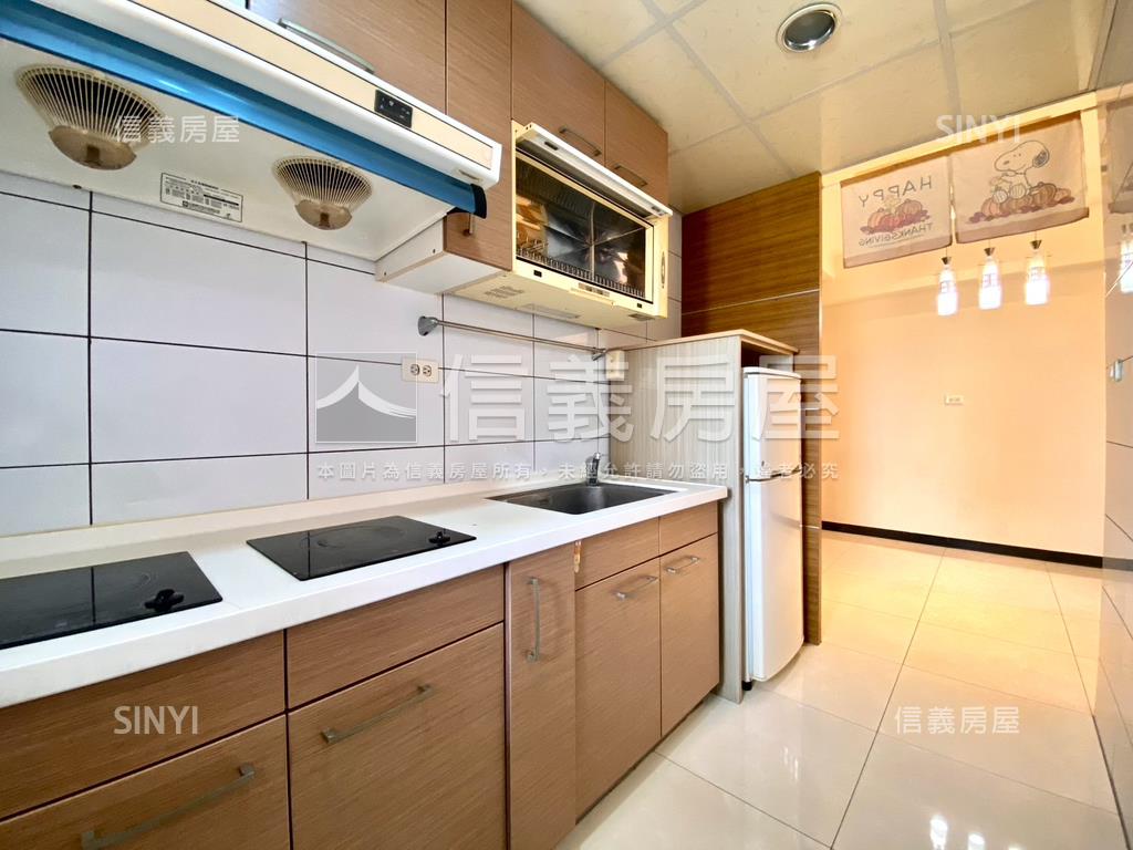 麗盛花都２房２衛平車房屋室內格局與周邊環境