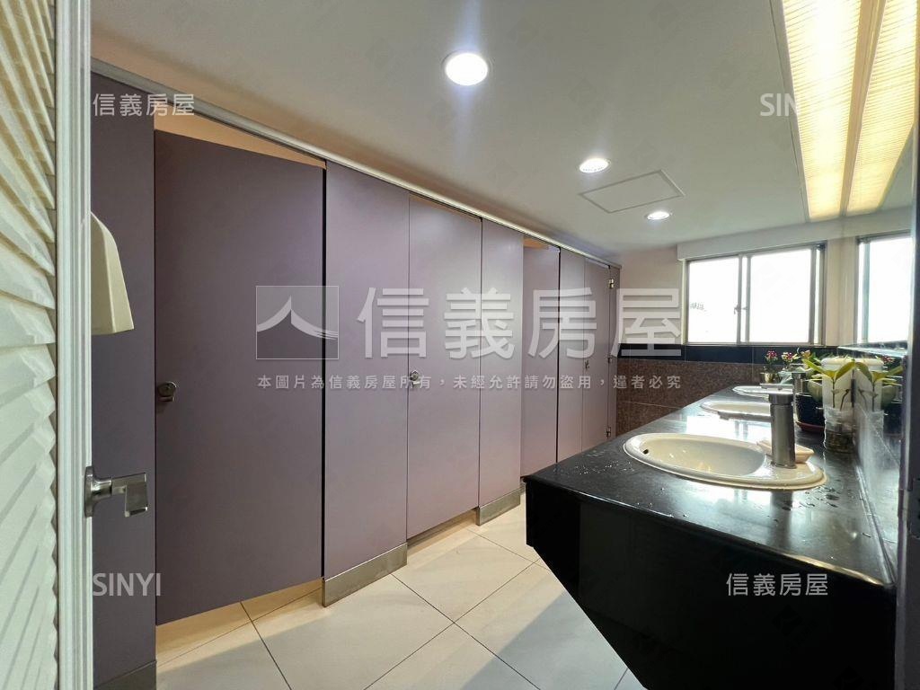 ☆高樓裝潢稀有釋出商辦☆房屋室內格局與周邊環境