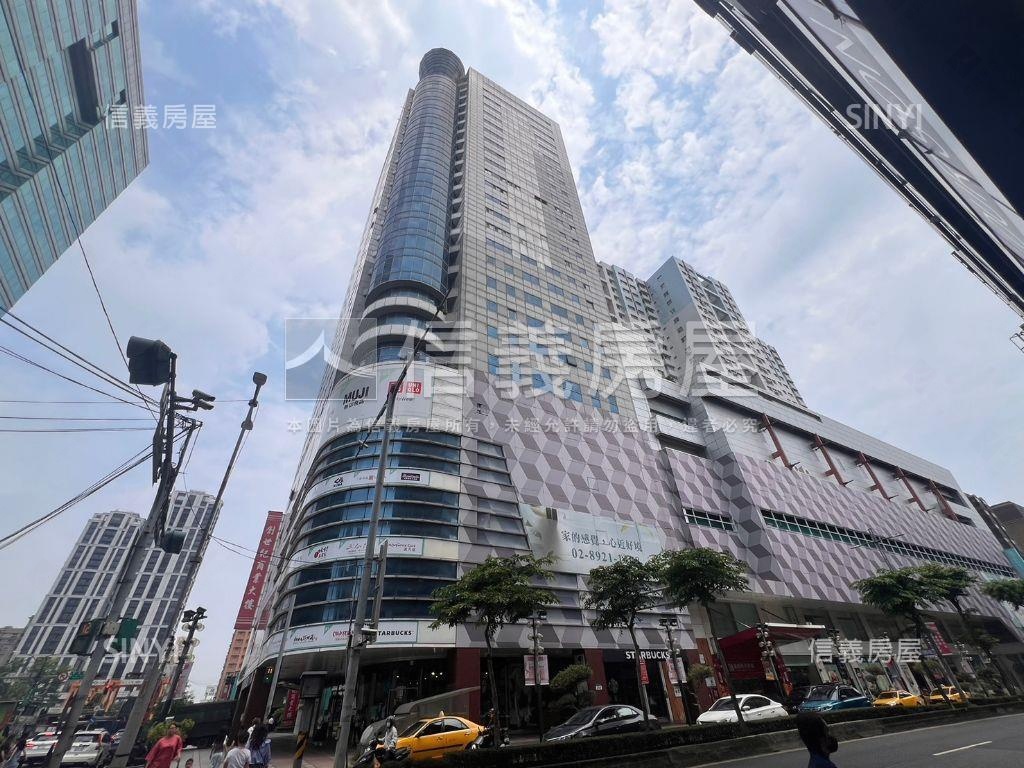 ☆高樓裝潢稀有釋出商辦☆房屋室內格局與周邊環境