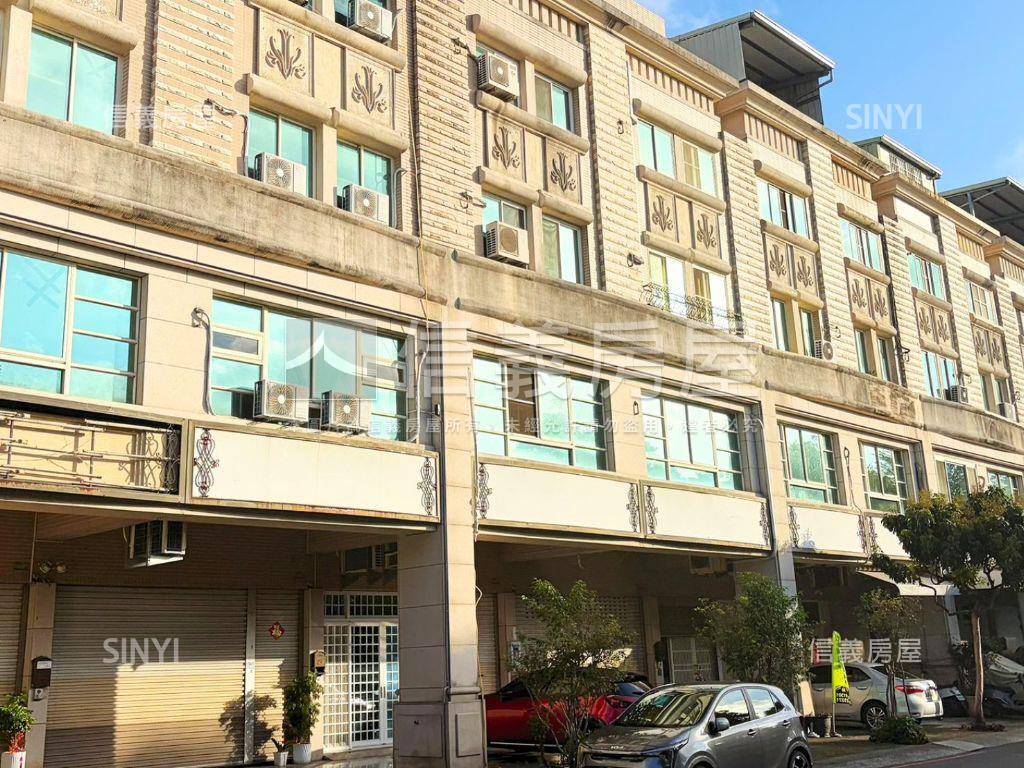 楠梓科技園區景觀電梯店墅房屋室內格局與周邊環境