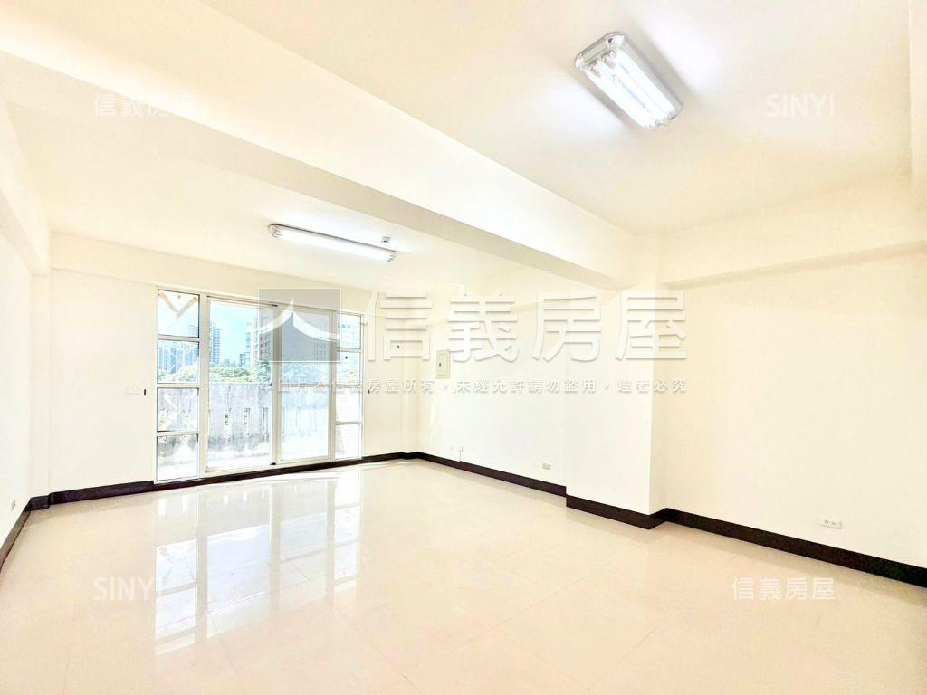 楠梓科技園區景觀電梯店墅房屋室內格局與周邊環境