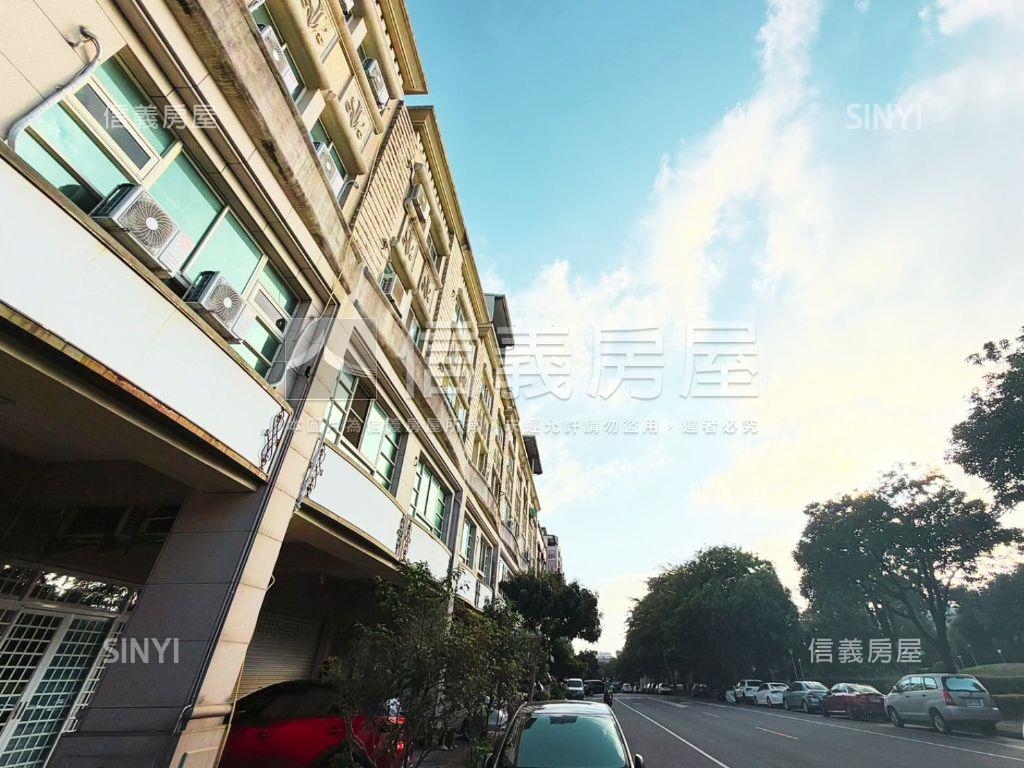 楠梓科技園區景觀電梯店墅房屋室內格局與周邊環境